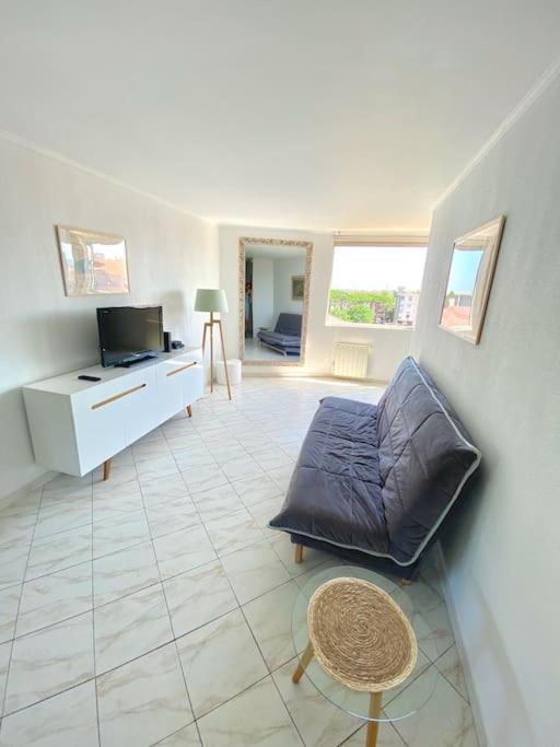 Appartement Spacieux 65M2, Avec Piscine Et Parking Fréjus Exterior foto